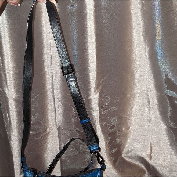 Marc Jacob's Leather handbag - Picture 16 of 16